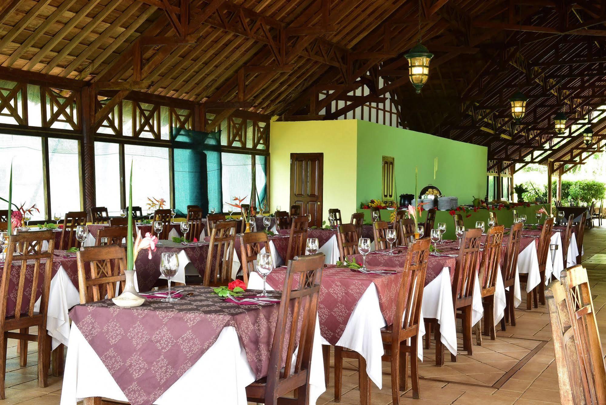 Pestana Equador Hotel อิลเลอดาชโรลาช ภายนอก รูปภาพ